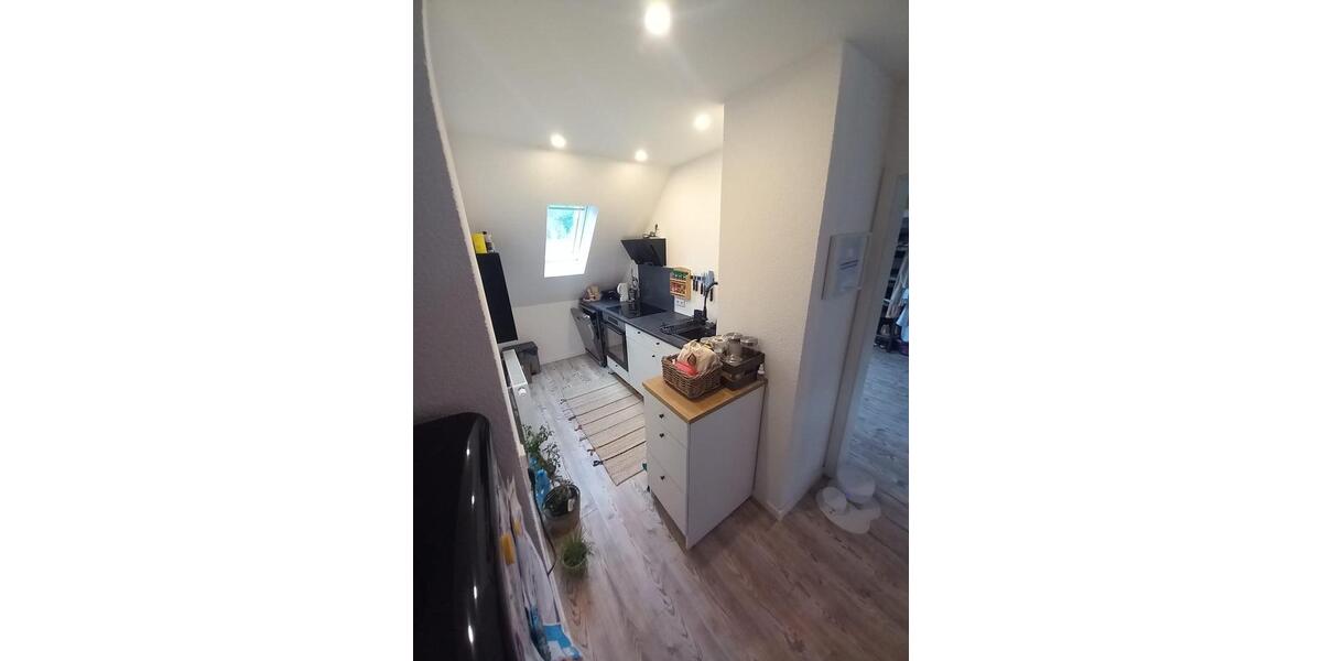 Dachgeschoßwohnung Pforzheim Büchenbronn - 2.5 Zimmer, 70 m&sup2;, 780&euro; | Angebot:26245167