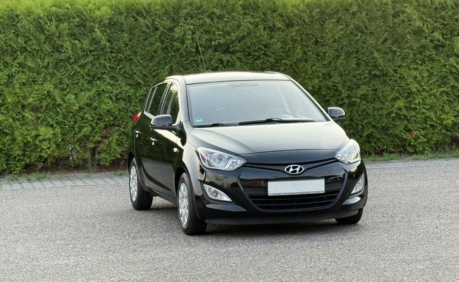 i20