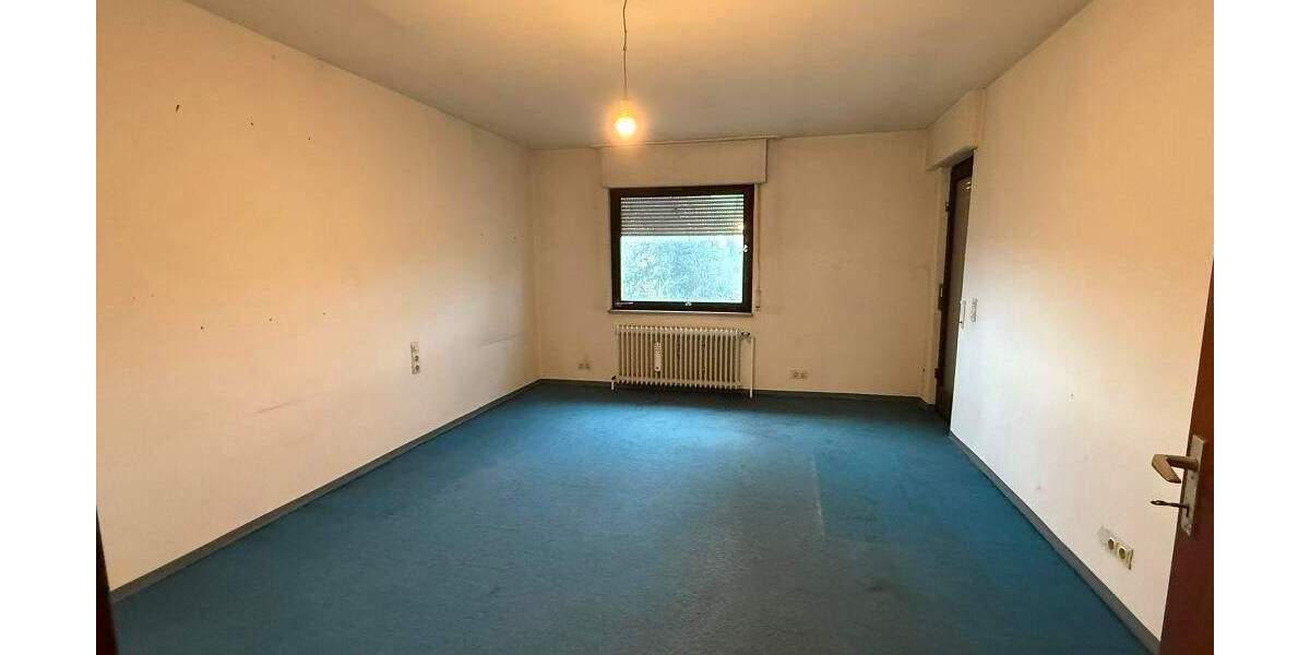 Mehrfamilienhaus, Wohnhaus Pforzheim Eutingen - 5 Zimmer, 177 m&sup2;, 349.000&euro; | Angebot:25340560