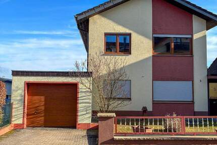 Haus Pforzheim Büchenbronn - 4 Zimmer, 132 m&sup2;, 395.000&euro; | Angebot:25728719