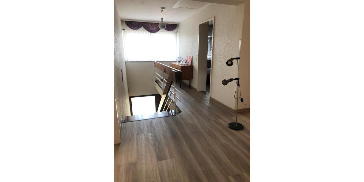 Einfamilienhaus Oberderdingen - 6 Zimmer, 150 m&sup2;, 473.000&euro; | Angebot:26676560