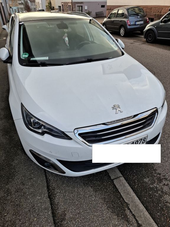 Peugeot 308 108.800 km 8.590 € Kämpfelbach 75236