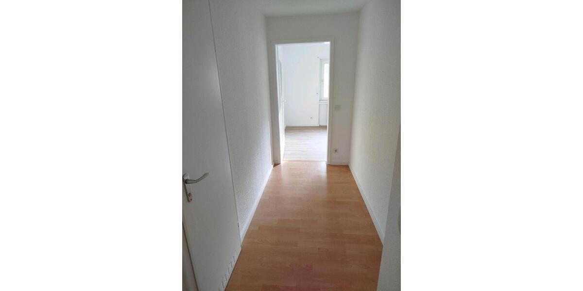 Erdgeschoßwohnung Rastatt - 4.5 Zimmer, 92 m&sup2;, 1.490&euro; | Angebot:26423397
