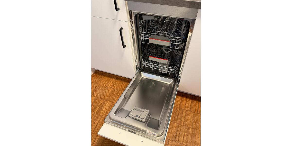 Vollmöblierte Wohnung mit Keller für PendlerSeniorenSingles 2 zimmer