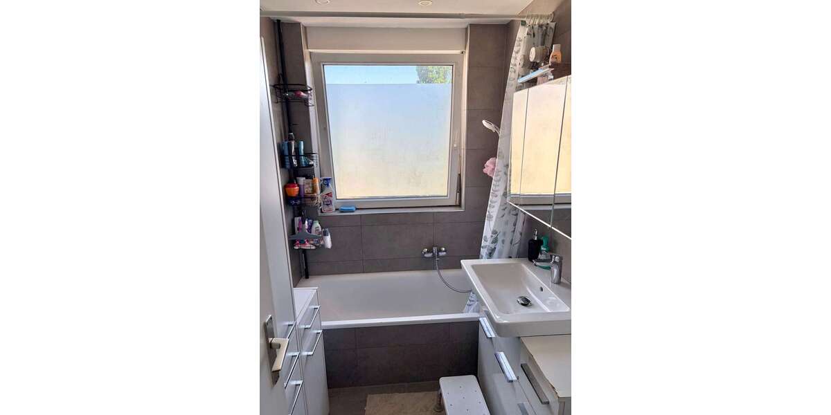 4 Zimmer, 2 Balkone & über 5 % Rendite – attraktive Wohnung nahe Mercedes-Benz - Etagenwohnung Rastatt | Angebot:27329566