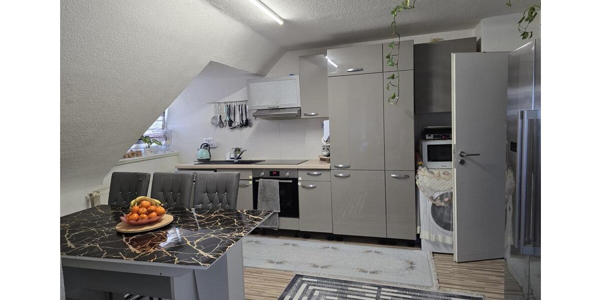 Dachgeschoßwohnung Pforzheim - 3 Zimmer, 95 m&sup2;, 189.000&euro; | Angebot:27120851