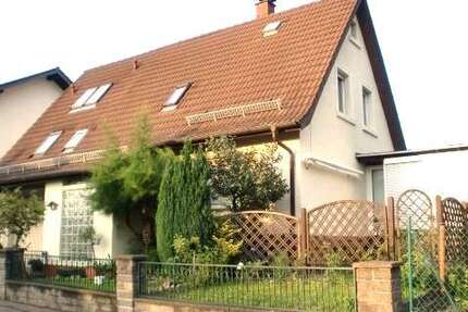 Haus Waldbronn - 6 Zimmer, 151 m&sup2;, 275.000&euro; | Angebot:26655562