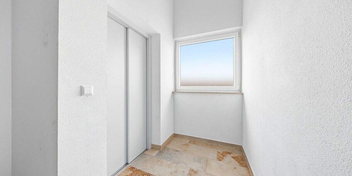 Etagenwohnung Karlsruhe Innenstadt-West - 3 Zimmer, 97 m&sup2;, 1.225&euro; | Angebot:25802570