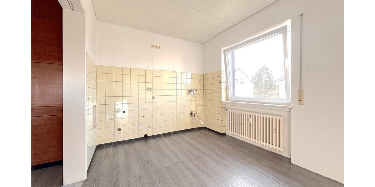 Rohdiamant: 4-Zimmerwohnung mit Balkon - Etagenwohnung Durmersheim | Angebot:26748766