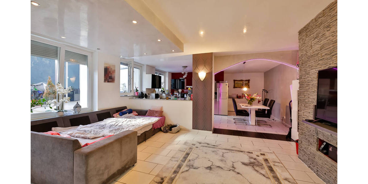 Versteckte Perle! Neuwertige und TOP-ausgestattete 3-Zimmer-Wohnung in zentrumsnaher Lage! 3 zimmer