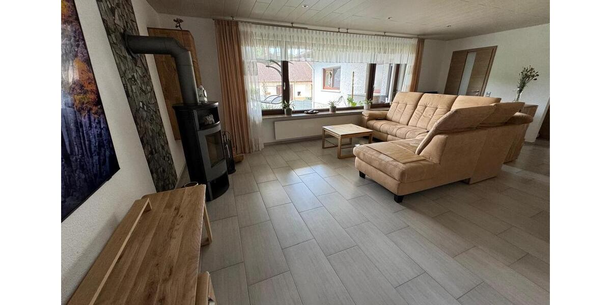 Bungalow Bretten - 7 Zimmer, 283 m&sup2;, 670.000&euro; | Angebot:26085967