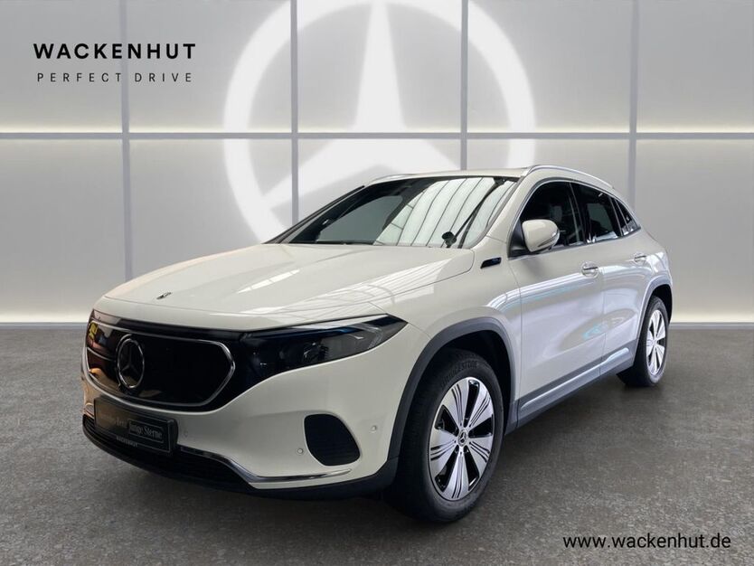 Mercedes-Benz EQA 23.245 km 32.790 € Baden-Baden 76532