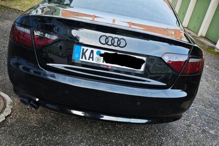 Audi A5 236.931 km 4.950 &euro; Karlsruhe 76135