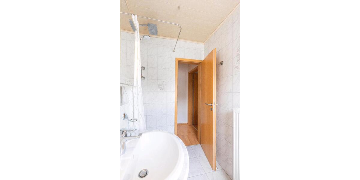 Dachgeschoßwohnung Karlsruhe Innenstadt-Ost - 3 Zimmer, 65 m&sup2;, 269.000&euro; | Angebot:24841717