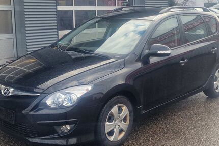 Hyundai i30 208.000 km 3.998 &euro; Landau 76829
