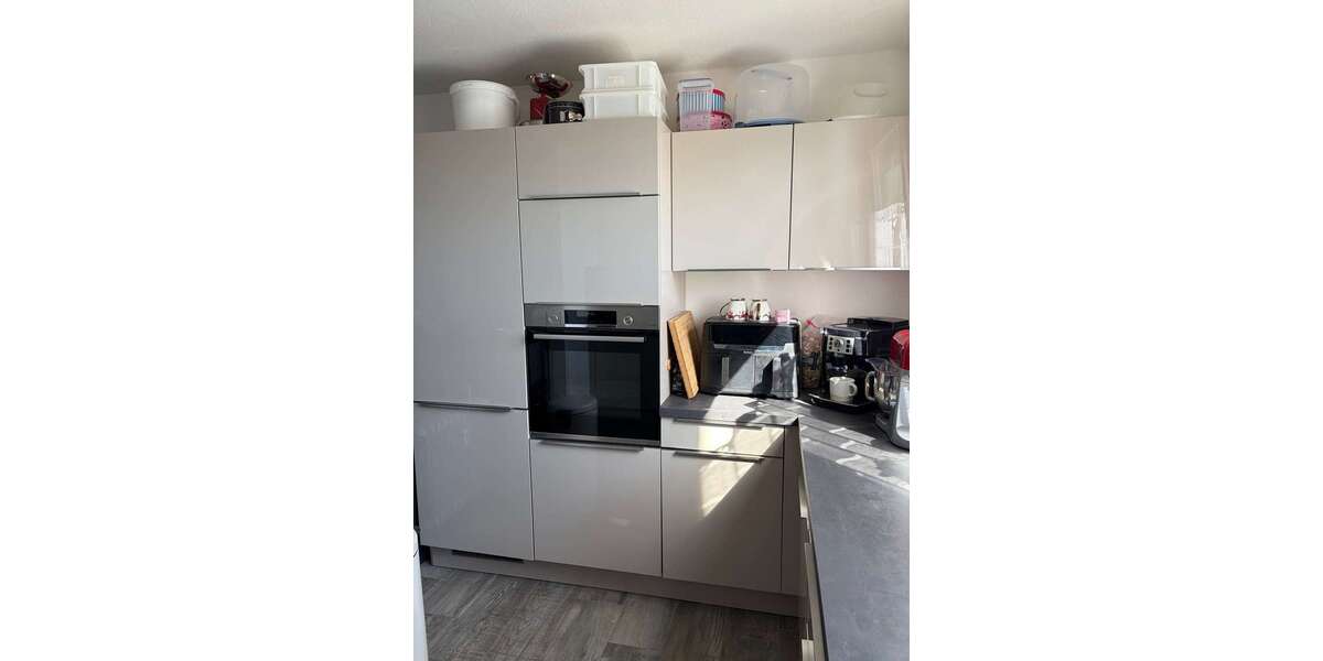 Moderne 4-Zimmer-Wohnung mit 2 Balkonen – ideal für Mitarbeitende des Mercedes-Benz-Werks - Etagenwohnung Rastatt | Angebot:26985895