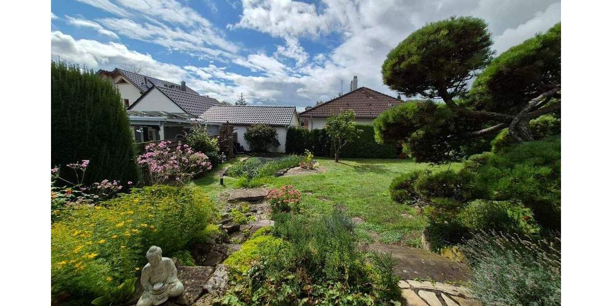 Einfamilienhaus Bretten Gölshausen - 7 Zimmer, 216 m&sup2;, 770.000&euro; | Angebot:25776304