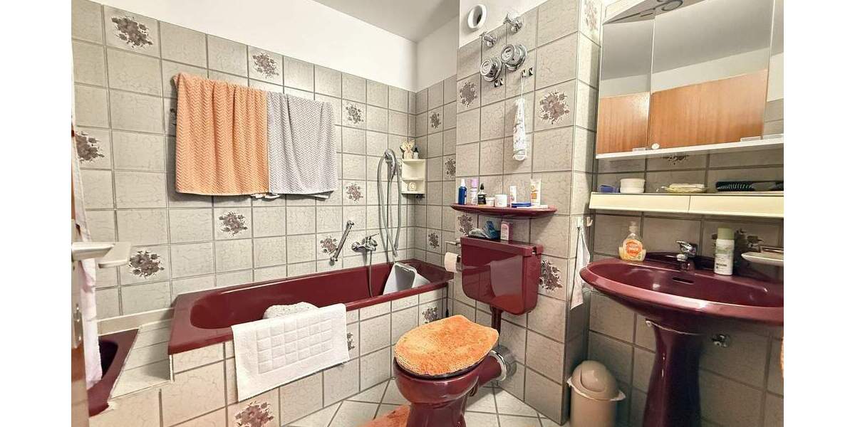 Etagenwohnung Oberderdingen - 3 Zimmer, 85 m&sup2;, 219.000&euro; | Angebot:25706297