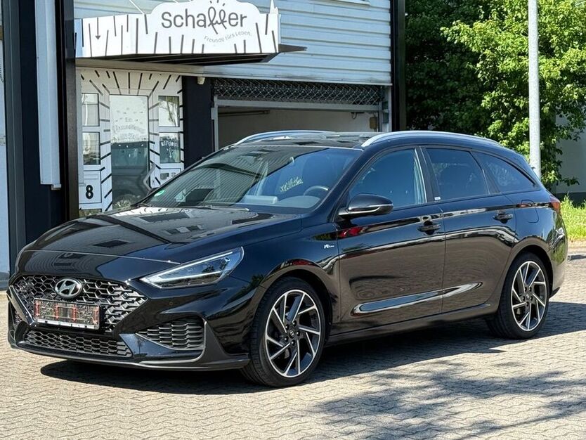 i30
