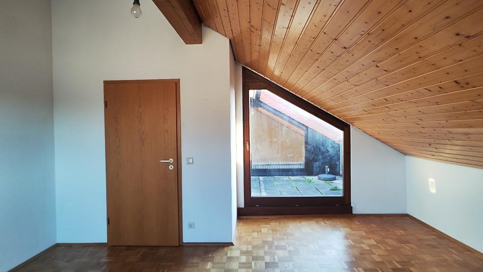 Dachgeschoßwohnung Waldbronn - 4 Zimmer, 96 m&sup2;, 331.000&euro; | Angebot:25301705