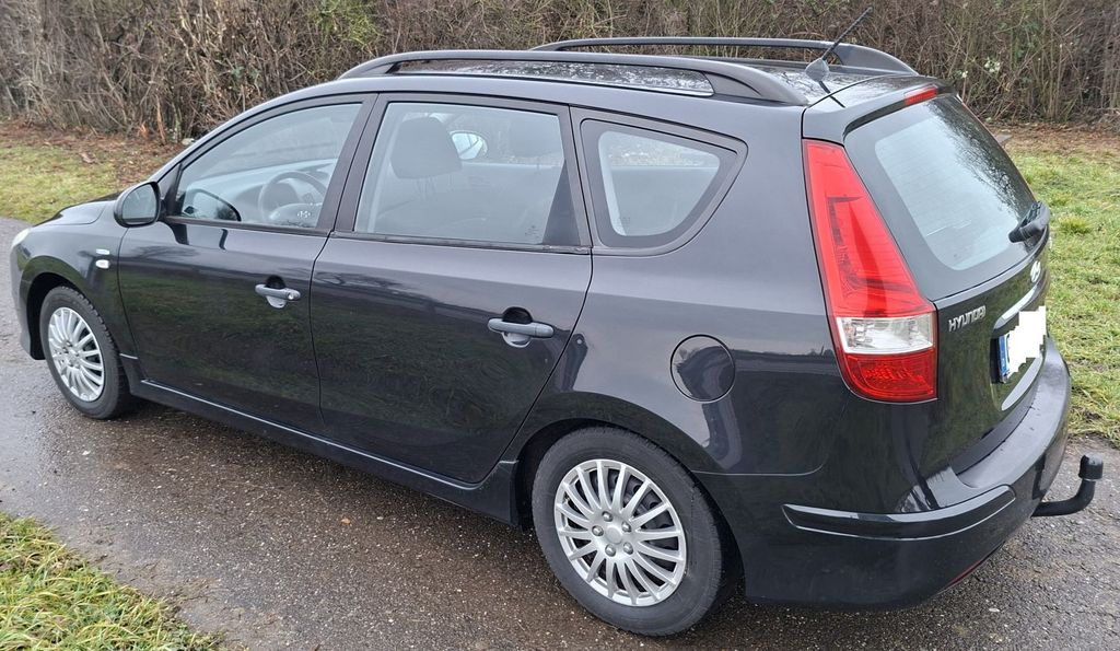 Hyundai i30 217.500 km 2.800 &euro; Minfeld 76872