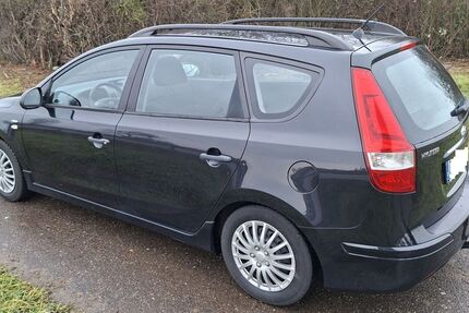 Hyundai i30 217.700 km 2.200 &euro; Minfeld 76872