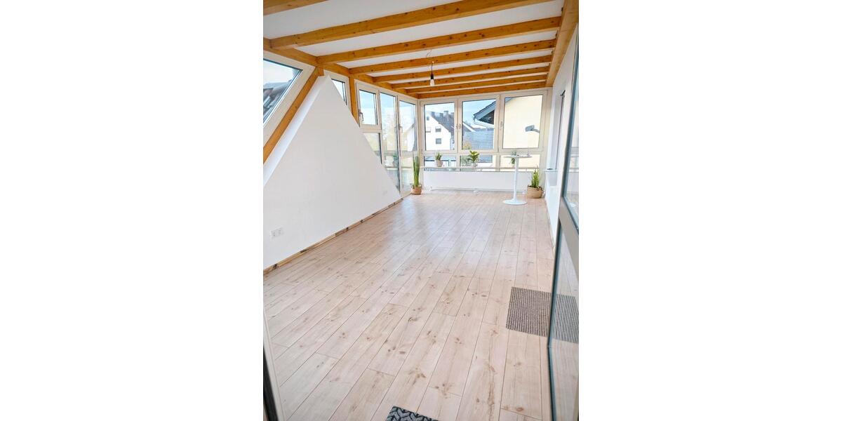 *Charmante*3Zimmer-Wohnung,Wintergarten,Balkon, Fahrradgarage 3 zimmer