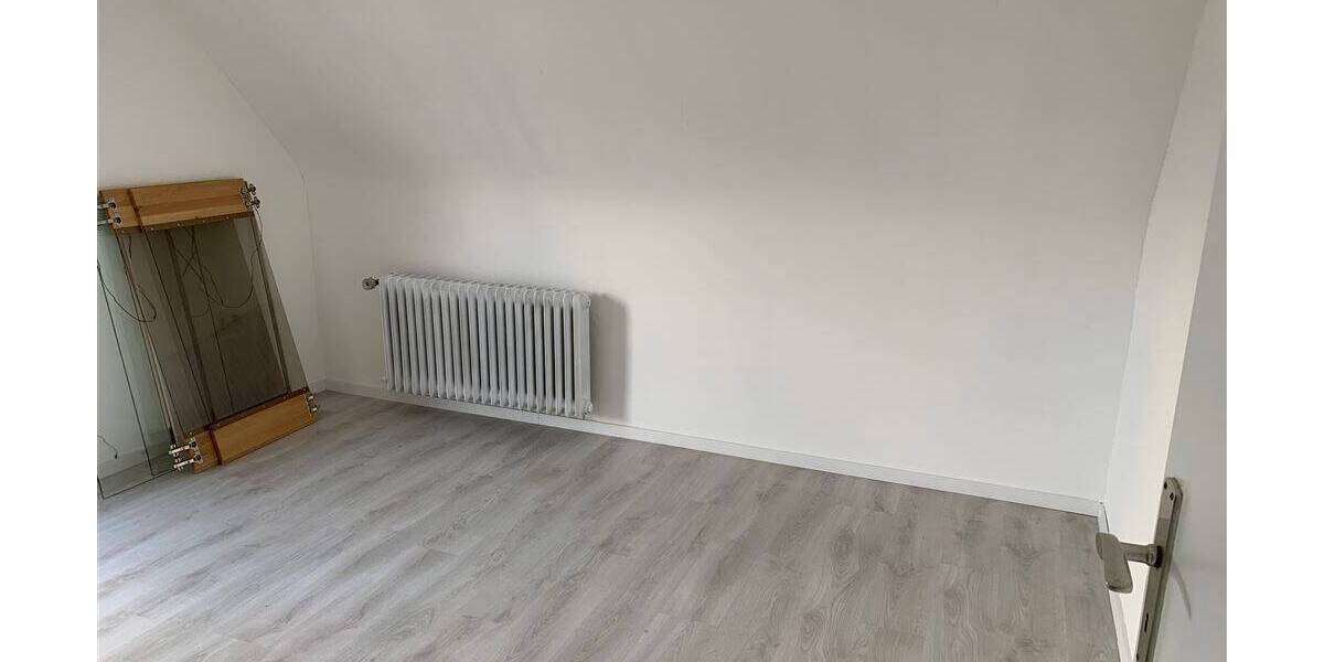 Mehrfamilienhaus, Wohnhaus Bietigheim - 6 Zimmer, 146 m&sup2;, 430.000&euro; | Angebot:26596519