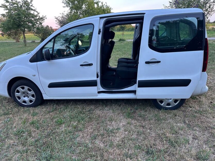 Peugeot Partner Tepee 270.000 km 5.499 € Lingenfeld 67360