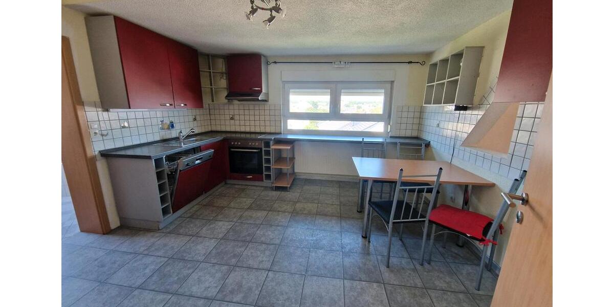Etagenwohnung Bretten - 3 Zimmer, 95 m&sup2;, 1.100&euro; | Angebot:26411652