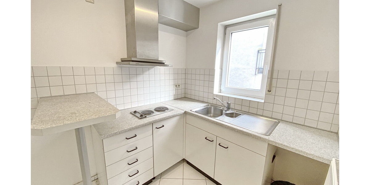 Frisch renovierte 3-Zimmer-Wohnung mit 2 sonnigen Balkonen - 3- Karlsruhe Mühlburg | Angebot:25821572