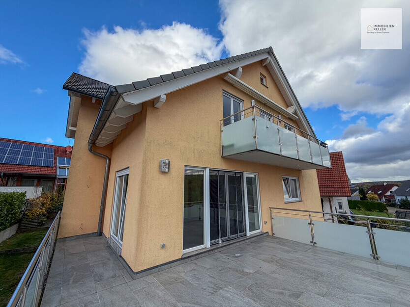 3-Familienhaus mit solider Rendite und Finanzierungsbeispiel 11 zimmer