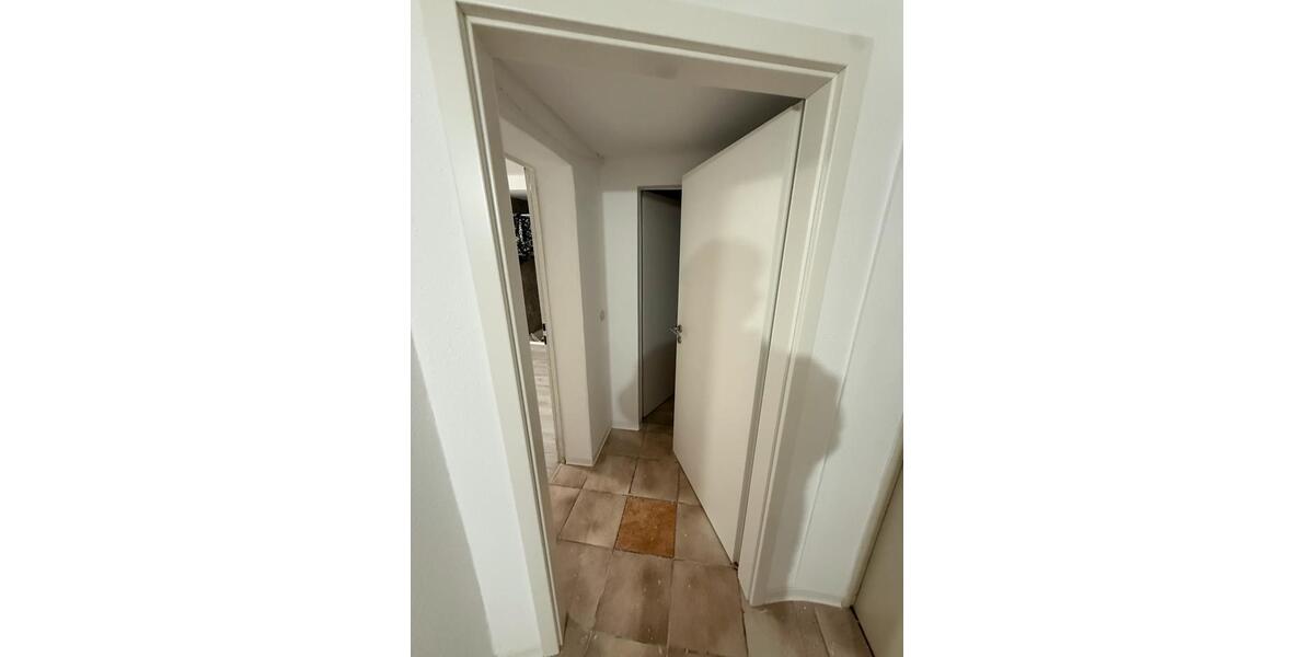 Etagenwohnung Karlsruhe Knielingen - 1 Zimmer, 40 m&sup2;, 670&euro; | Angebot:25750779