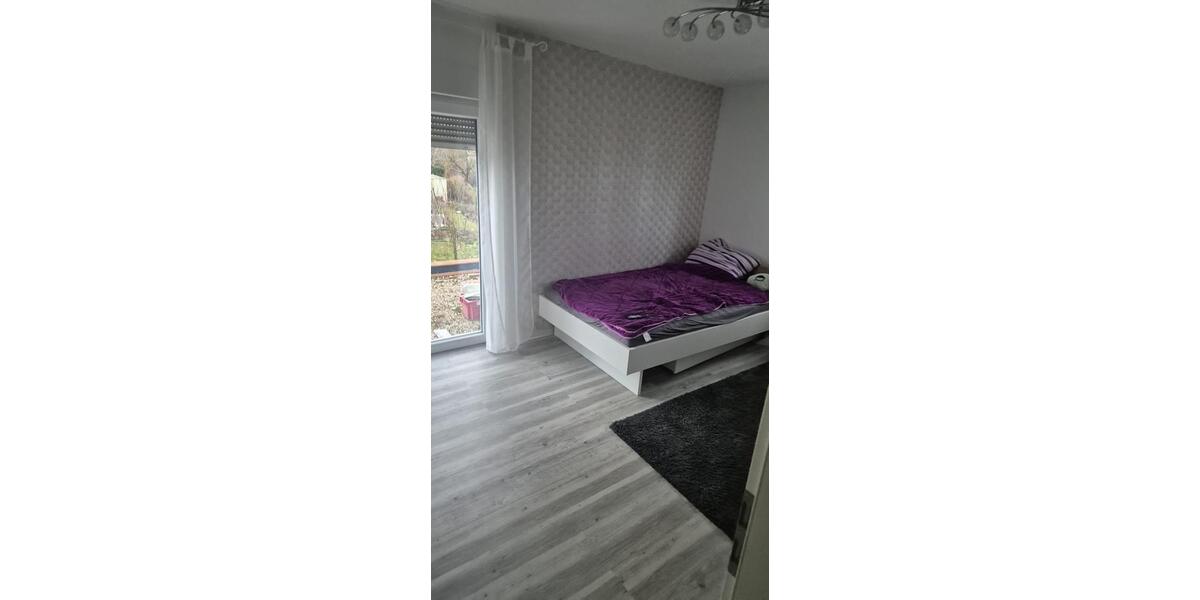 Doppelhaushälfte Pforzheim Nordstadt - 6 Zimmer, 180 m&sup2;, 490.000&euro; | Angebot:25452966