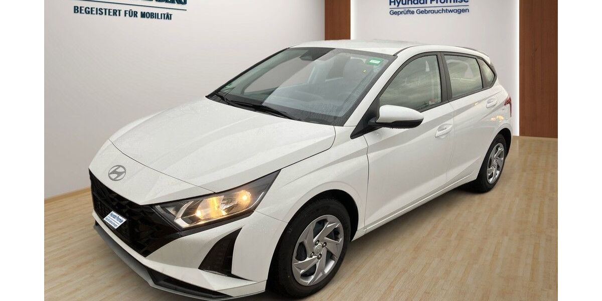 Hyundai i20 18.424 km 16.790 &euro; Landau 76829