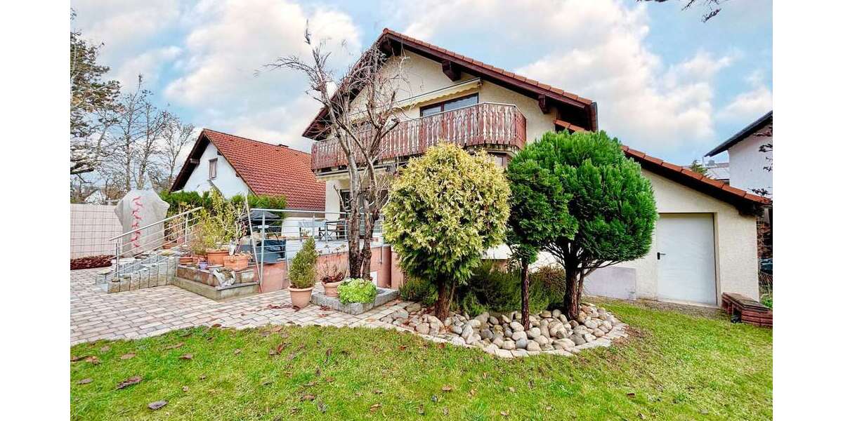 Haus zum Kaufen in Graben-Neudorf 675.000 € 245 m² 6 zimmer