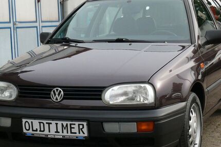 VW Golf 149.000 km 5.650 &euro; Karlsruhe-Grötzingen 76229