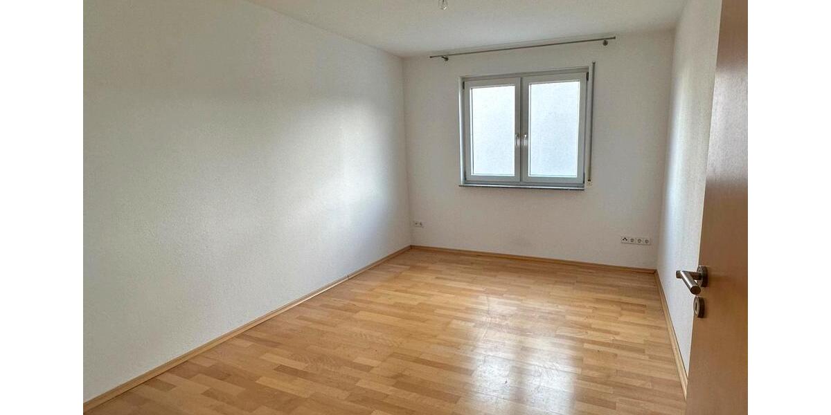Erdgeschoßwohnung Ettlingen - 3 Zimmer, 92 m&sup2;, 420.000&euro; | Angebot:25128483
