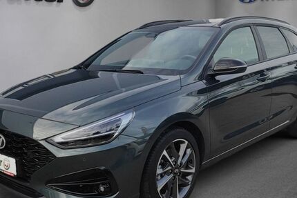 Hyundai i30 12.500 km 21.990 &euro; Pforzheim 75177