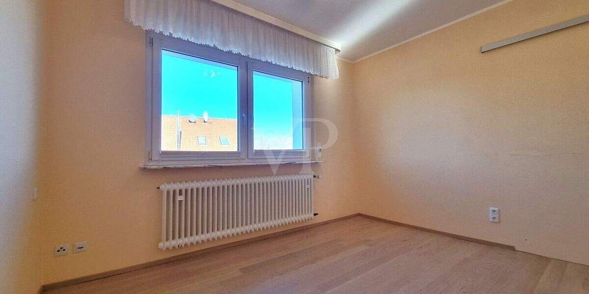 Mehrfamilienhaus, Wohnhaus Pforzheim / Sonnenberg Sonnenberg - 9 Zimmer, 236 m&sup2;, 849.000&euro; | Angebot:24874943
