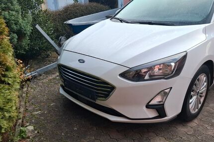 Ford Focus 92.500 km 11.999 &euro; Bruchsal 76646