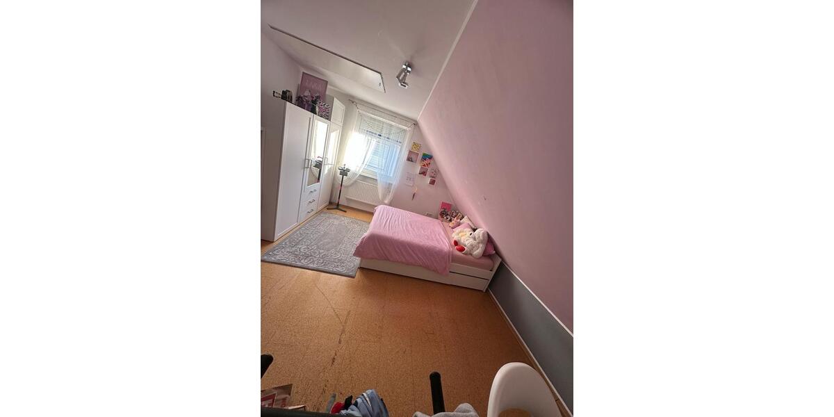 Einfamilienhaus Bretten - 7 Zimmer, 188 m&sup2;, 620.000&euro; | Angebot:26924418