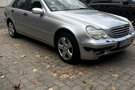 Mercedes-Benz C 180 141.900 km 2.400 &euro; Germersheim 76726