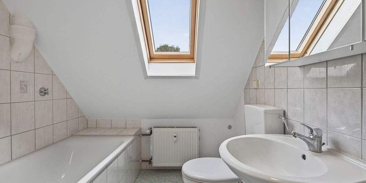 Seltene Gelegenheit: Dreifamilienhaus mit viel Platz und Potenzial in Ettlingen-Spessart 1 zimmer