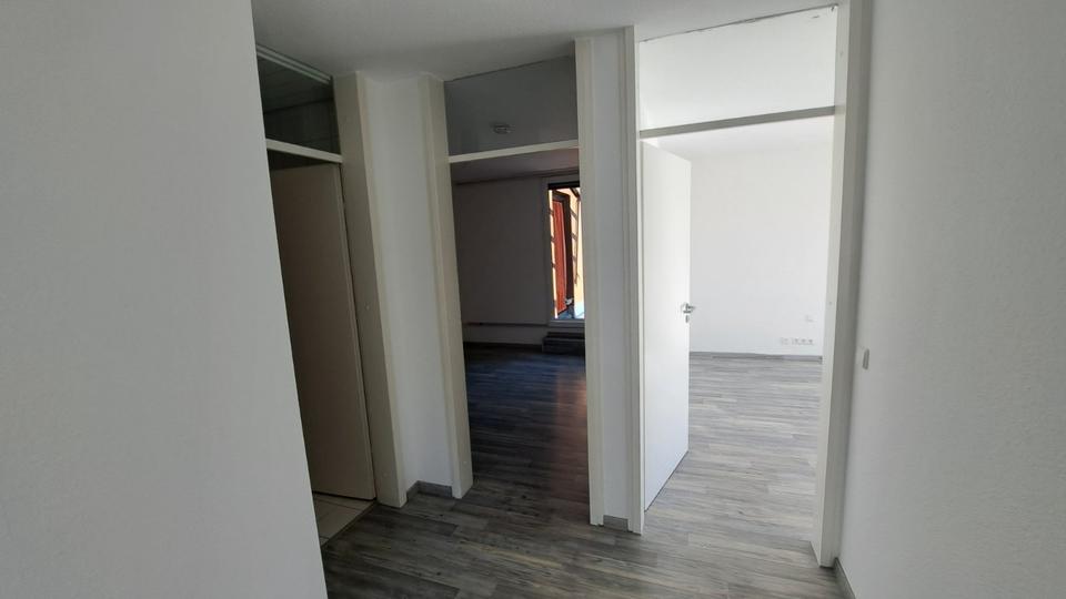 Einfamilienhaus Bad Herrenalb - 3.5 Zimmer, 120 m&sup2;, 1.050&euro; | Angebot:25636980