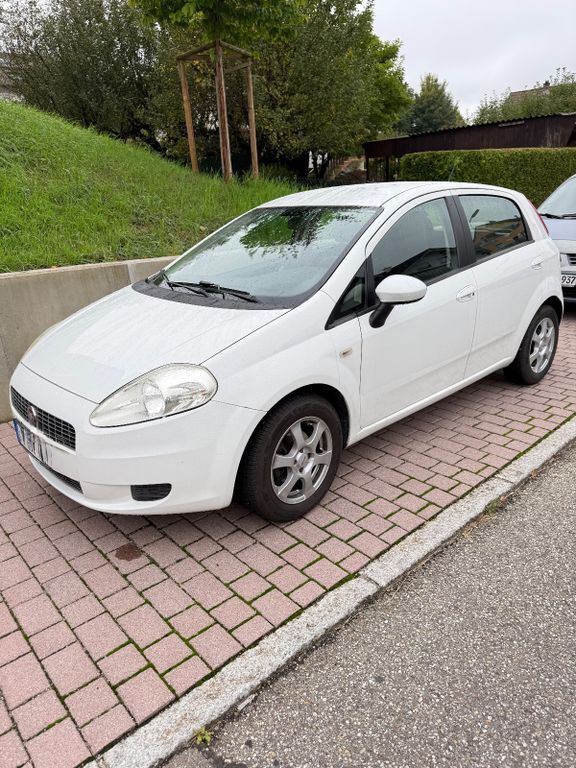 Fiat Punto 120.300 km 3.500 € Niefern 75223