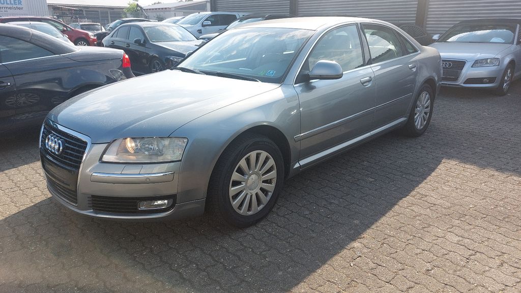Audi A8 219.000 km 4.750 &euro; Eggenstein-Leopoldshafen 76344