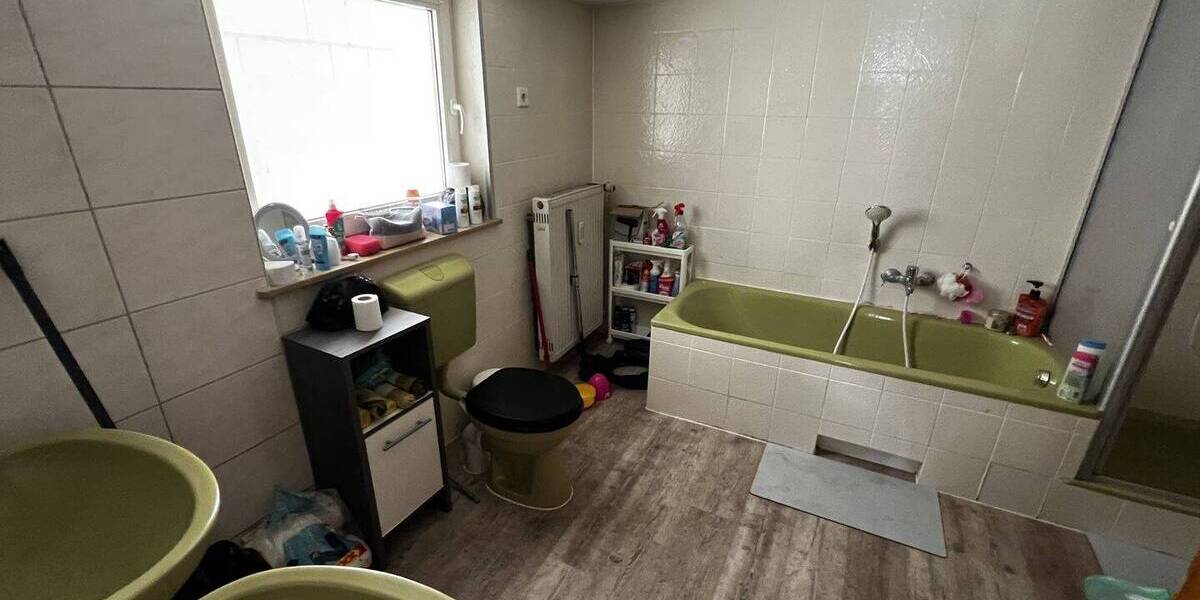 Einfamilienhaus Herxheim - 7 Zimmer, 212 m&sup2;, 409.000&euro; | Angebot:25743687