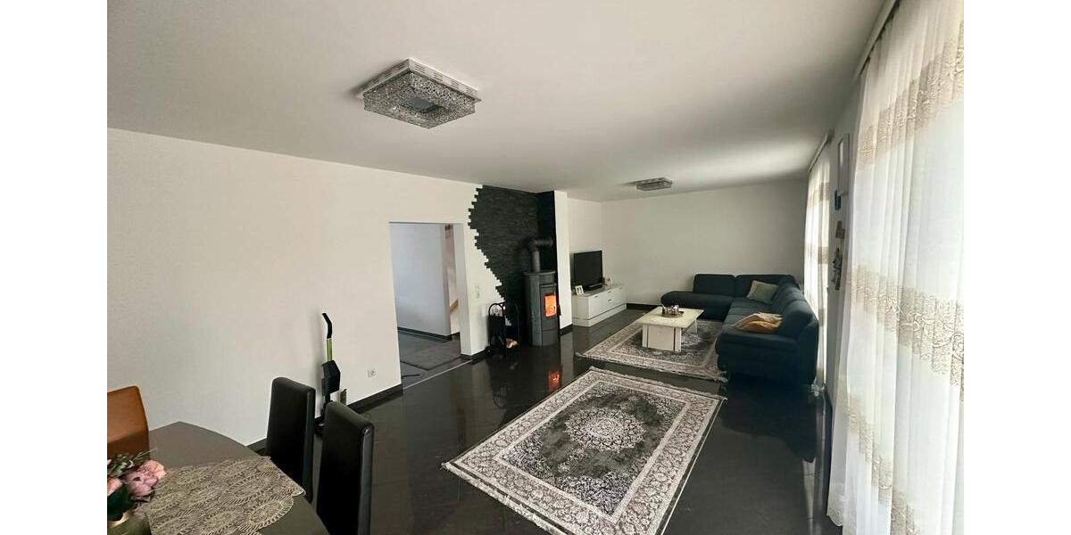 Einfamilienhaus Bretten - 7 Zimmer, 188 m&sup2;, 620.000&euro; | Angebot:26924418
