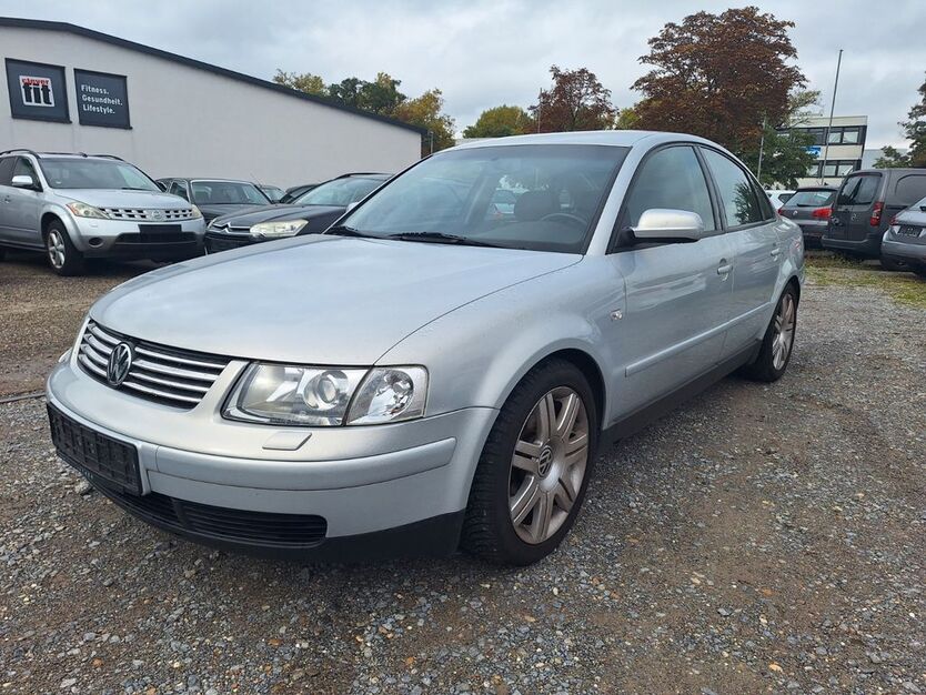 VW Passat 275.895 km 1.900 € Karlsruhe 76185